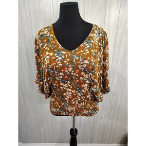 Women's Hailey And Co Size M Cottagecore Peasant Fairy Top Elastic Hem